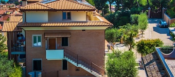 Residenza Marano - Holiday Apartment Granchio
