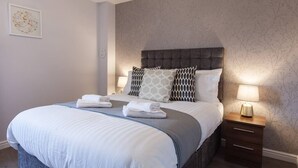 Unclassified image, 2 of 42, button - Modern ground floor 2 bedroom apartment, 76MB WiFi and Sky Cinema/Sports (Fife)