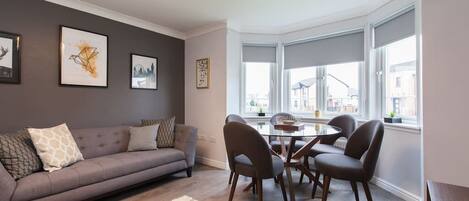 Téléviseur, livres