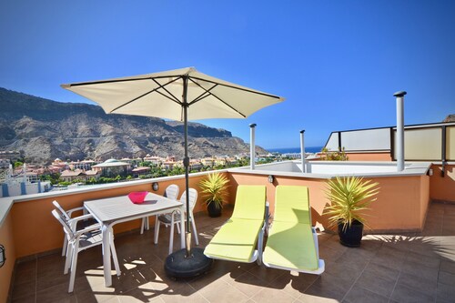 Modern apartment with Private roof terrace with seaview