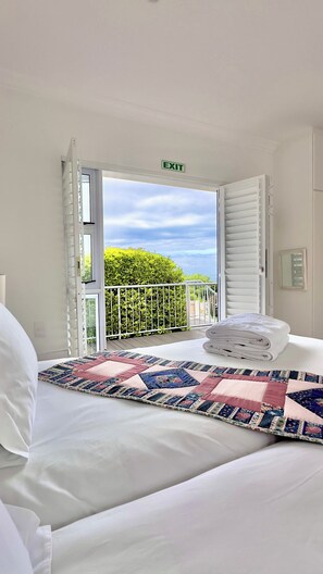 6 bedrooms, in-room safe, desk, iron/ironing board