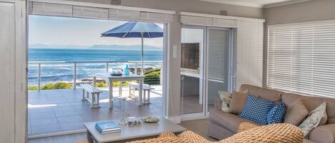 TV, fireplace, DVD player, table tennis