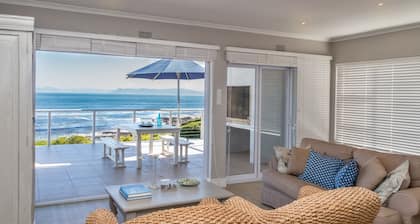 Gansbaai Seafront Holiday House: Ons C-Huis