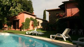 Una piscina riscaldata