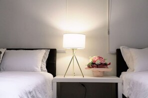 8 bedrooms, iron/ironing board, WiFi, bed sheets