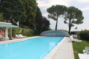 Pool - Apartment Montegolo Four With Pool And Lake View (Costermano)