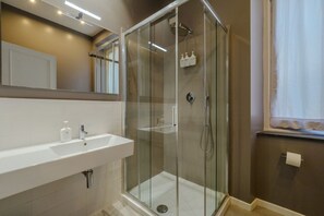 Immagine non classificata, 4 di 68, pulsante