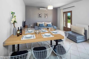 Interior - Villa Orchard - Four Bedroom Villa, Sleeps 9 (Zakynthos)