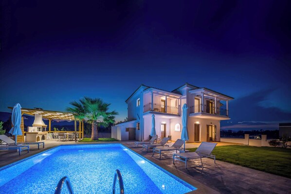 Pool - Villa Orchard - Four Bedroom Villa, Sleeps 9 (Zakynthos)