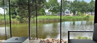 Studio auf einer Halbinsel (Studio  on a peninsula)