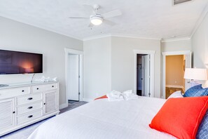 5 bedrooms, iron/ironing board, free WiFi, bed sheets