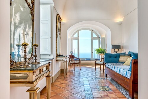 Villa Aqvara luxury & pool