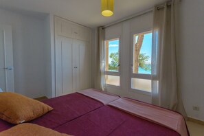 Free WiFi, bed sheets - Guardamar 2/4 Zeus Apartments Miami 01251 (Mont-Roig del Camp)