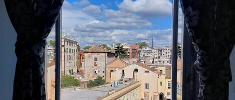 Interni