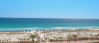 3-804 | 3 Schlafzimmer Paradise Condo mit Blick auf den Golf und die Bucht | Nur wenige Schritte von den weißen Sandstränden entfernt