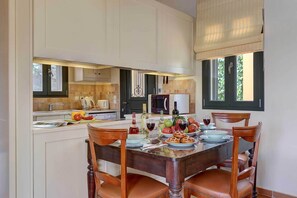 Dining - Villa Riaki - Two Bedroom Villa, Sleeps 4 (Ionian Islands)