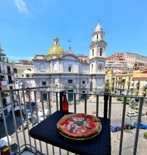 Property grounds - ANDREA'S HOUSE apartment in the historic center of Naples (napoli)