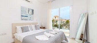 Green Bay Villa #14 - Modern Luxury Villa