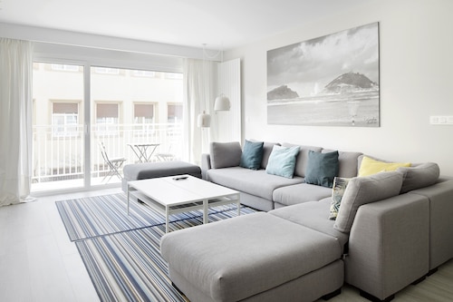 KIMU --- Basque Stay