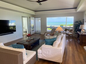 Smart TV - New - Sandy Beachfront House! Work & Play in Paradise. (Ewa Beach)