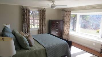 House, Multiple Beds, Patio | Bed sheets