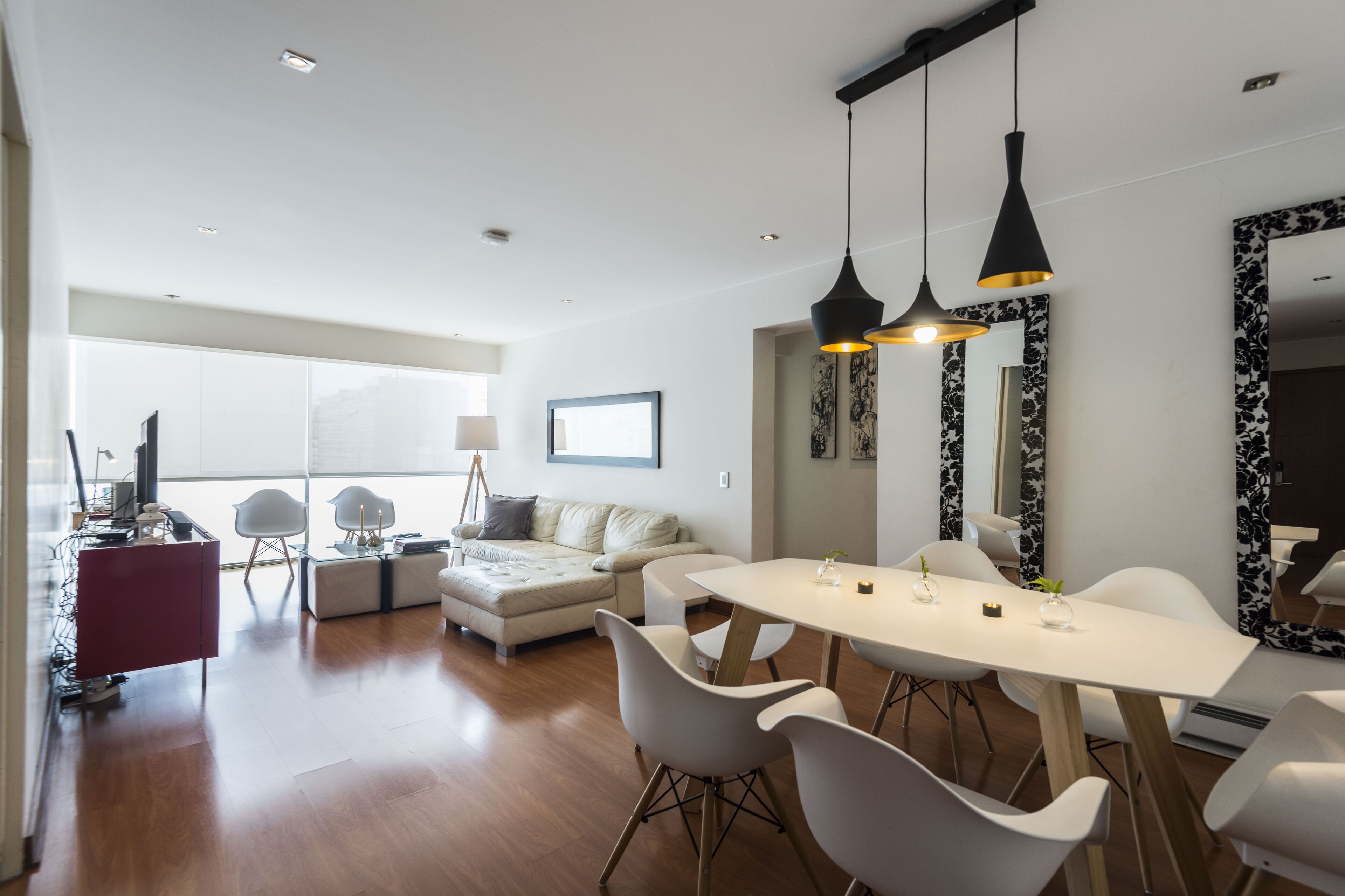 المنشأة من الداخل