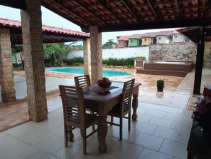 Outdoor dining
