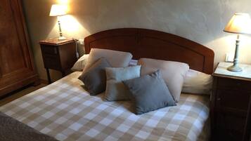 Ferienhaus, 2 Schlafzimmer | 1 Schlafzimmer, individuell dekoriert, individuell eingerichtet