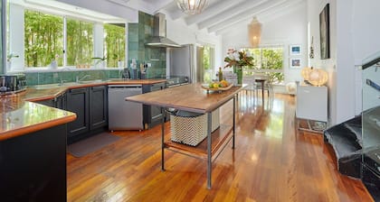 Large Modern 2 Story Home with Byron Charm & 4 Beds