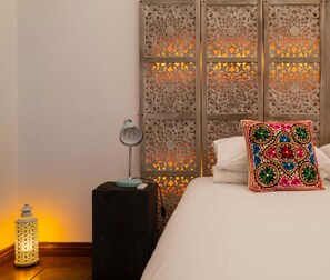 1 bedroom, iron/ironing board, WiFi, bed sheets - epicenter ORIENT - historical center (Ponta Delgada)
