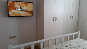 2 sovrum, strykjärn/strykbräda, internet och sängkläder