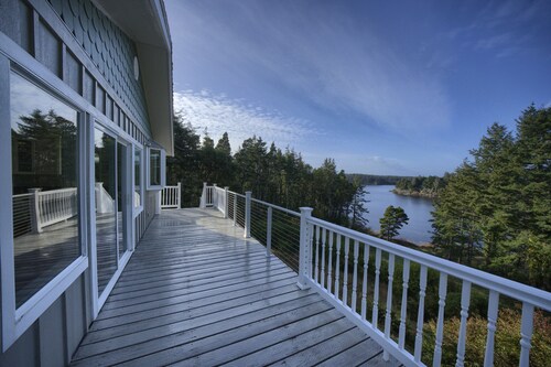 Natural Beauty Surrounds This Lakefront Property