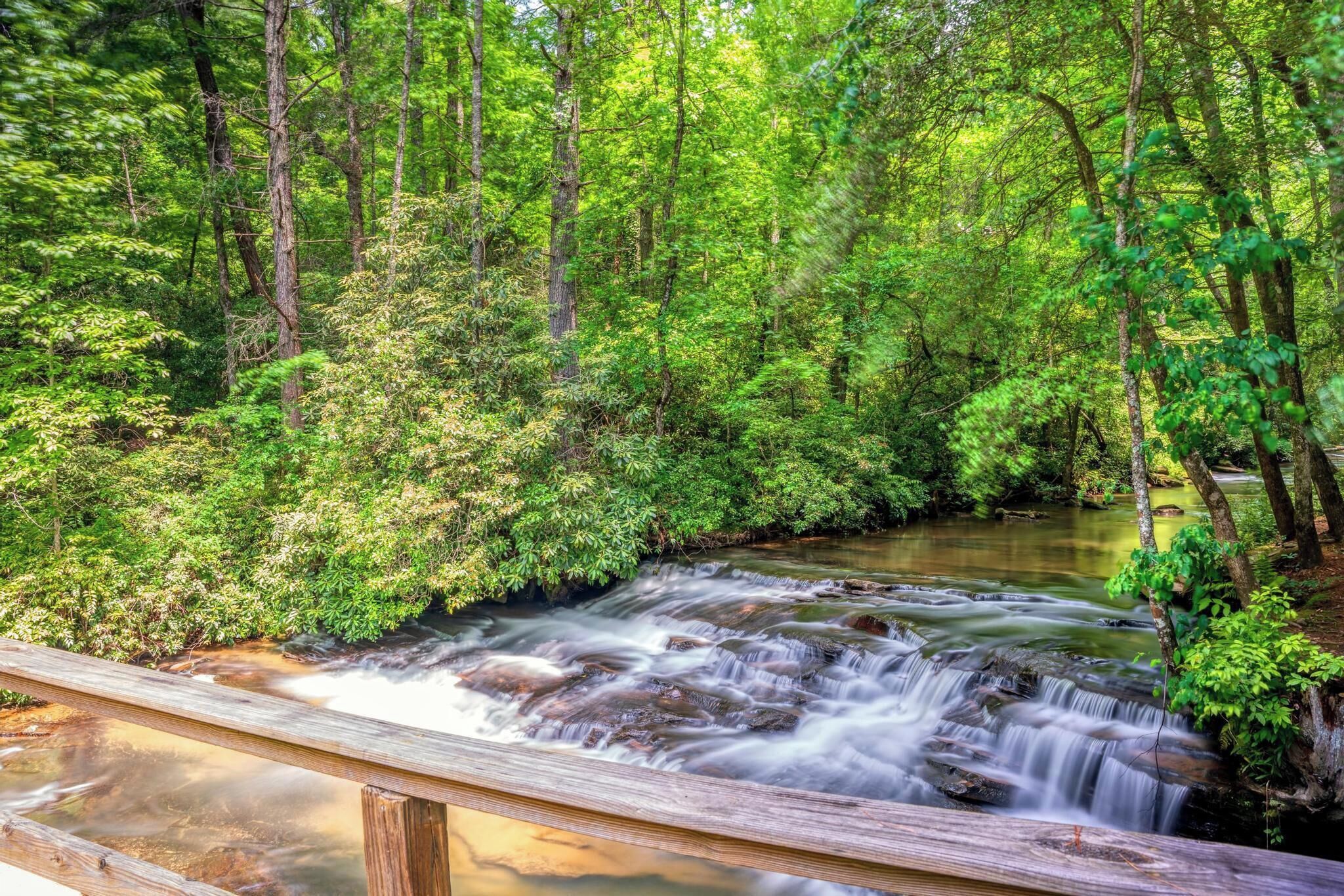 #4 - Waterfall Retreat-Queen Riverfront Room-By Tallulah Gorge