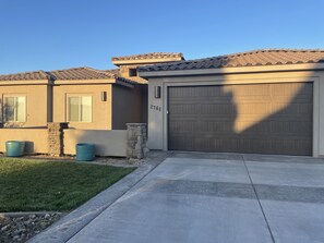 Exterior - Sand Hollow Retreat (Hurricane)