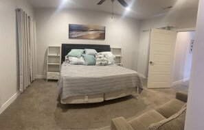 4 bedrooms, iron/ironing board, free WiFi, bed sheets - Sand Hollow Retreat (Hurricane)