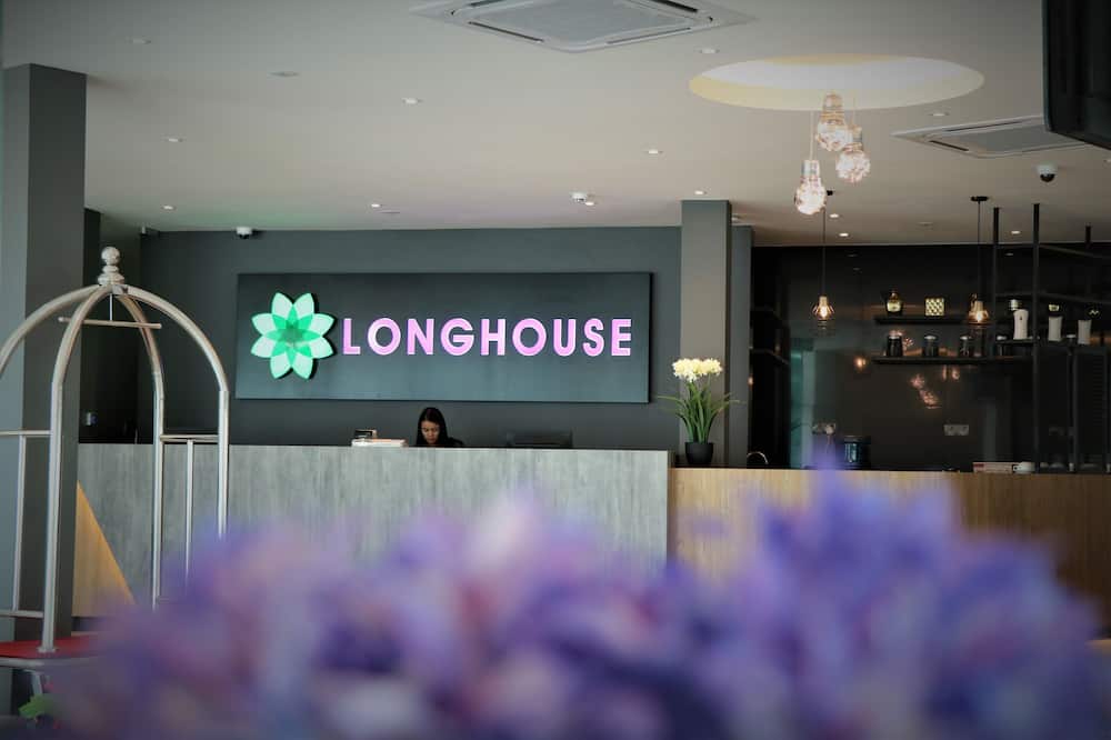 Hotel Longhouse