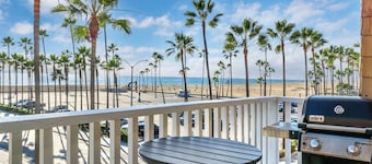 600 E Oceanfront 3G | Modern Penthouse Condo w/Ocean Views