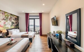 Family Room, Balcony | Pemandangan dari bilik
