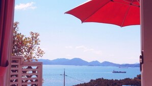 Unclassified image, 4 of 32, button - Sonnet Pension (Namhae)
