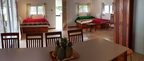 2 dormitorios, tabla de planchar con plancha, wifi gratis y ropa de cama