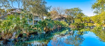 First Floor Villa with Lagoon Views and within walking distance of the beach