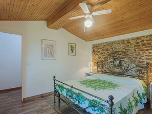 2 habitaciones, cuna de viaje y wifi gratis 