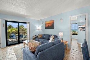 Fernseher, DVD-Player