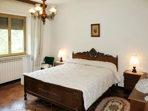 3 Schlafzimmer, Reisekinderbett, kostenloses WLAN