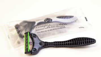 A razor blade and its packaging.