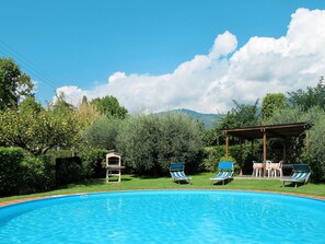 L'Eau, Nuage, Plante, Ciel, Piscine, Bleu Azur, Bleu, Arbre, Paysage Naturel, Ombre