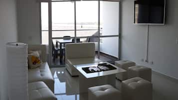 Smart TV, foosball, table tennis