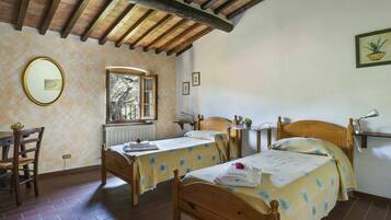 4 Schlafzimmer, Reisekinderbett, kostenloses WLAN