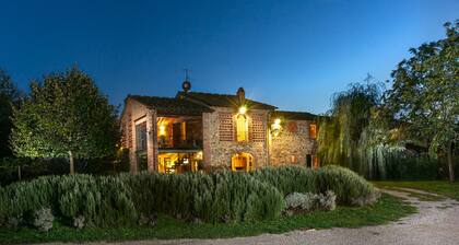 Villa Gourmet: pool, park, food & wine