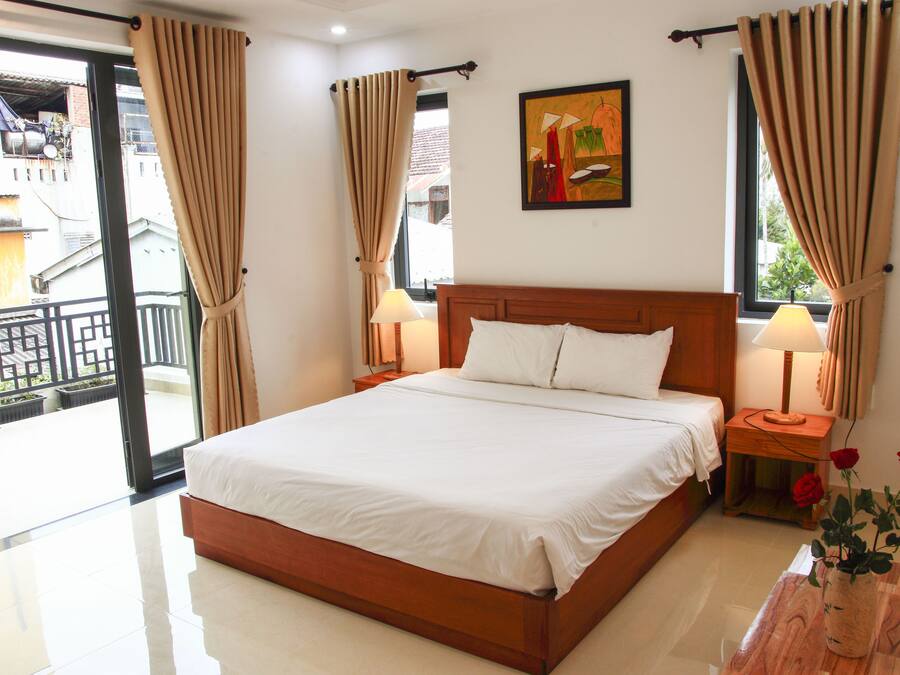 Doppia Deluxe, balcone | Minibar, una scrivania, tende oscuranti, insonorizzazione